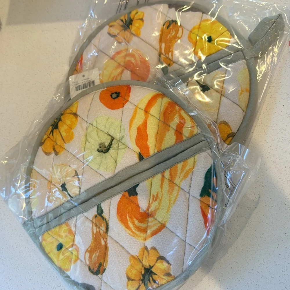 Pumpkin pot holder